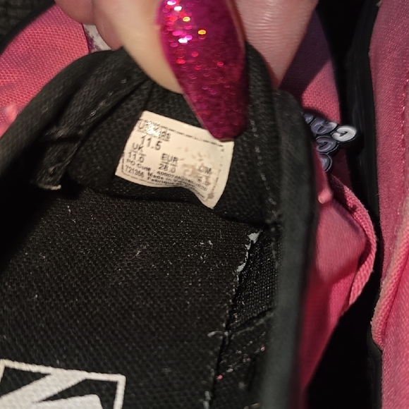 Vans Kids Sneakers in Pink and Black - Picture 6 of 7